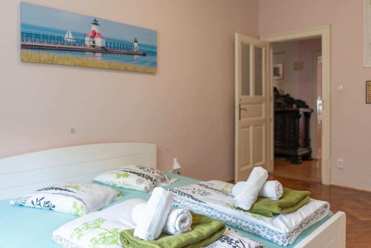 Apartma Visit *